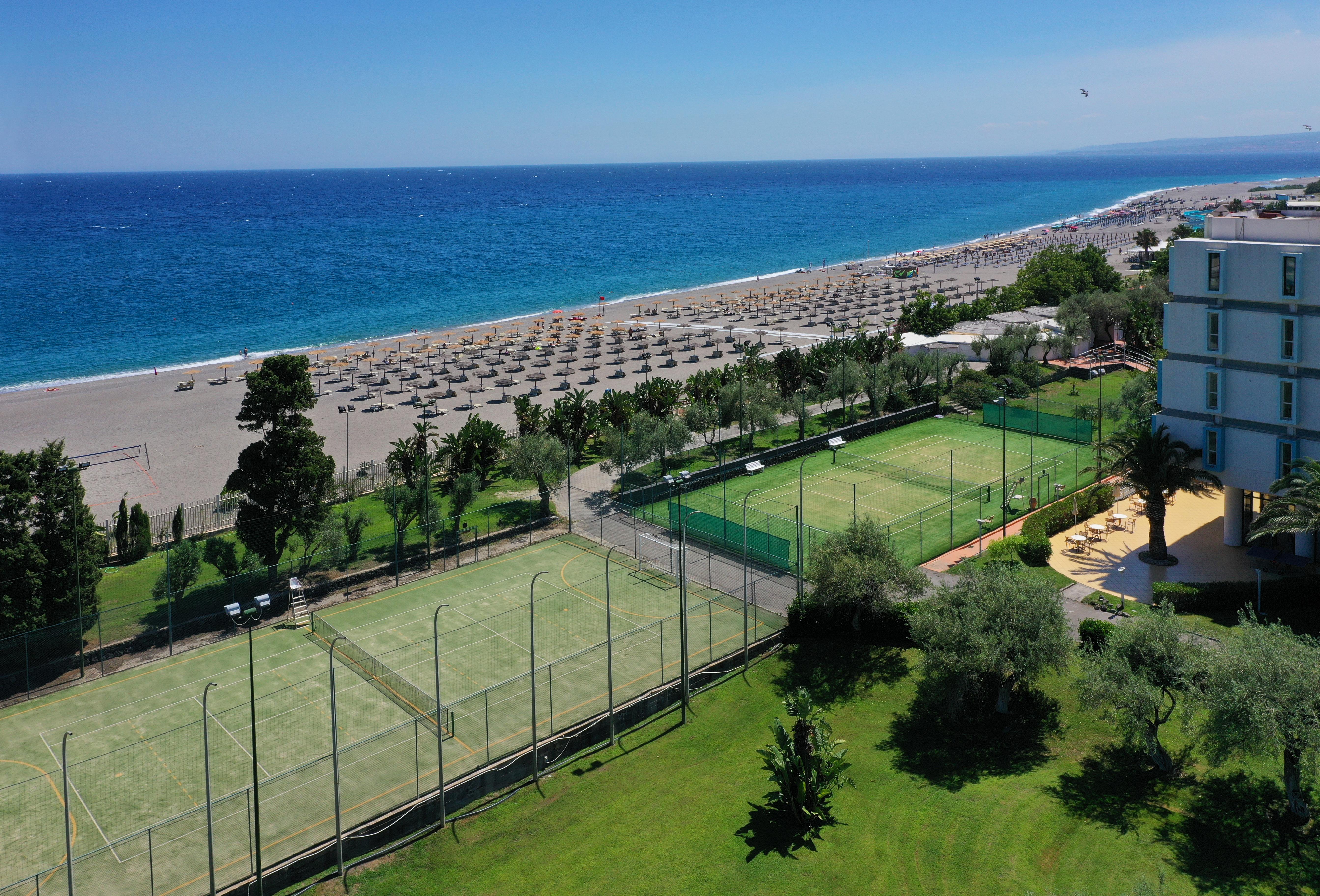 Una Hotels Naxos Beach Sicilia Giardini Naxos Exterior photo